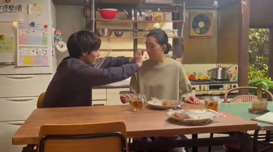 「SUPER RICH」江口のりこ＆赤楚衛二、“口封じ”未公開告白シーン公開「かわいさ爆発」「母性くすぐられる」とファン悶絶