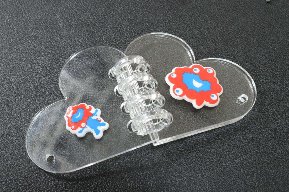 セリアのバインダーアルバムキーホルダー