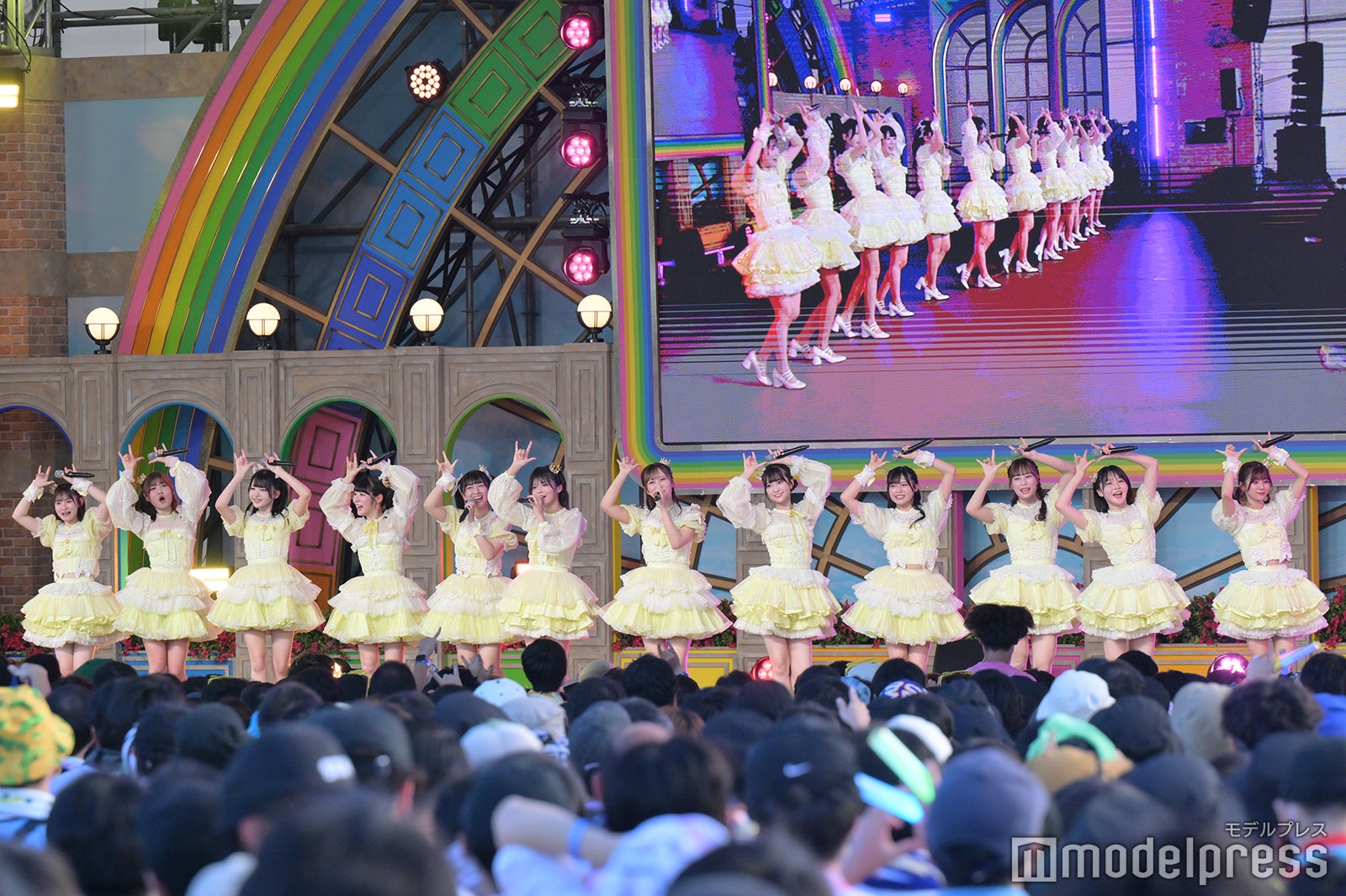 ≒JOY（C）モデルプレス