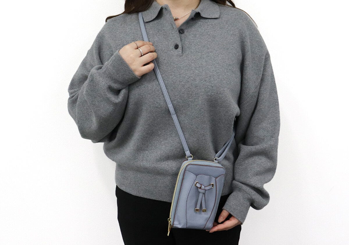 VISフラワーカットスマホショルダー春コーデ