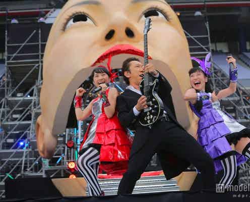 ももクロ、日産スタジアムライブで布袋寅泰と合体 「サラバ」「バンビーナ」で初共演<セットリスト>