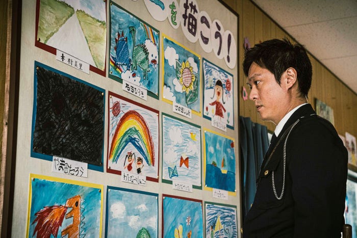 場面写真(C)佐藤二朗 永田諒/ヒーローズ(C)2026 映画「名無し」製作委員会