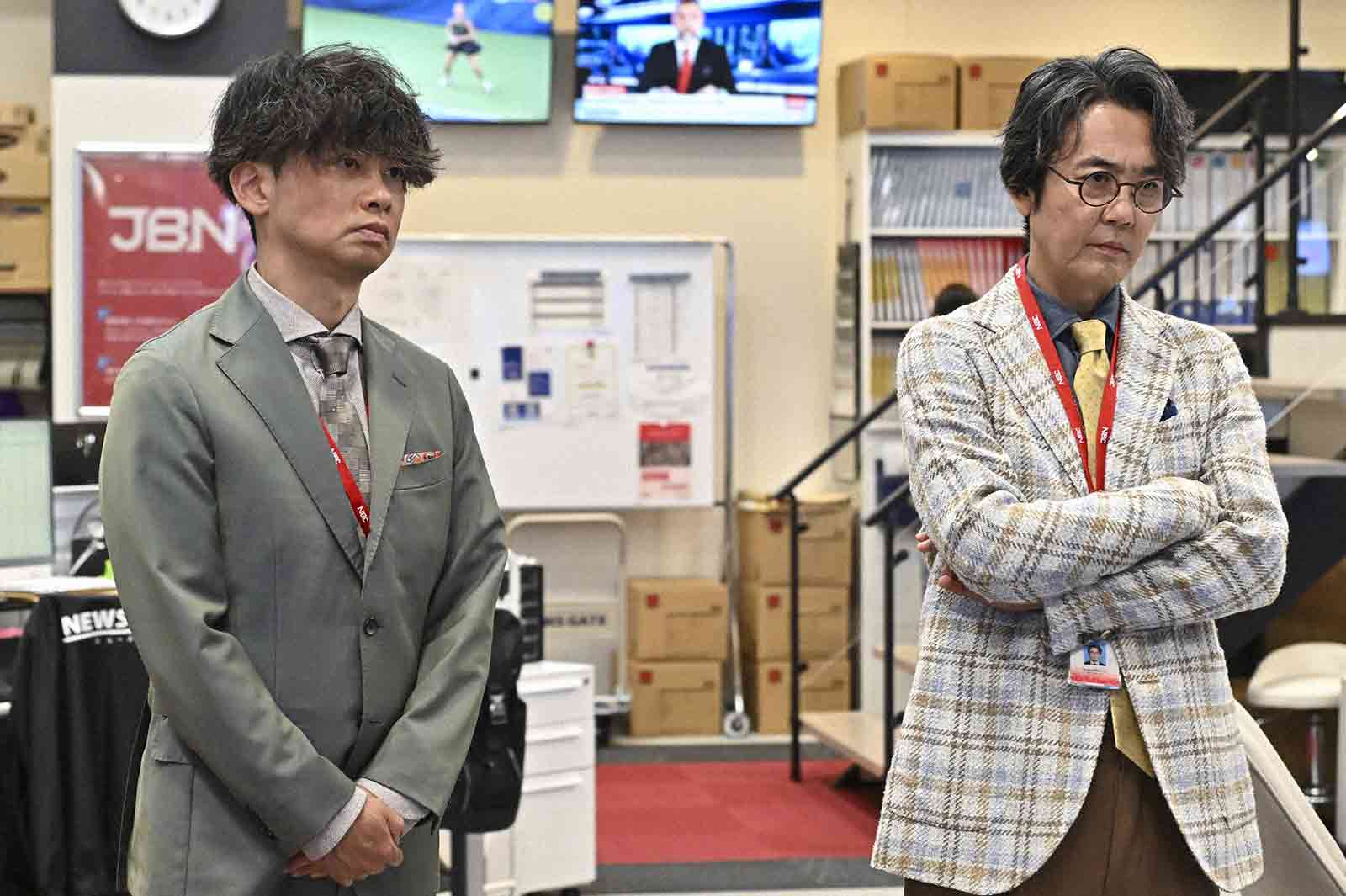 加藤晴彦、岡部たかし「キャスター」第6話（C）TBS