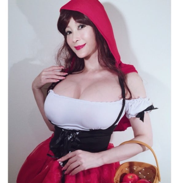 赤ずきん風叶美香／オフィシャルブログより