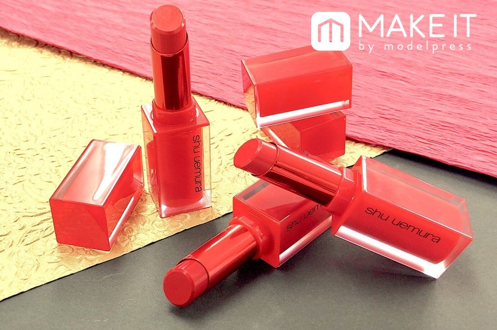 shu uemura／ルージュ アンリミテッド アンプリファイド／全3色（限定2色・既存1色）／各3,300円（税抜） (C)メイクイット