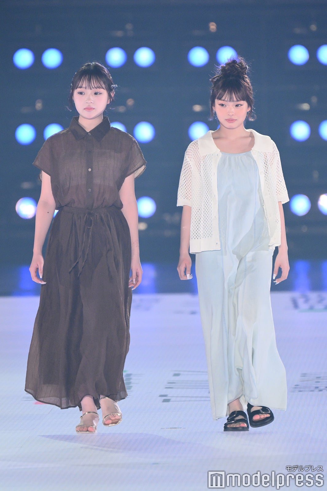 （C）モデルプレス