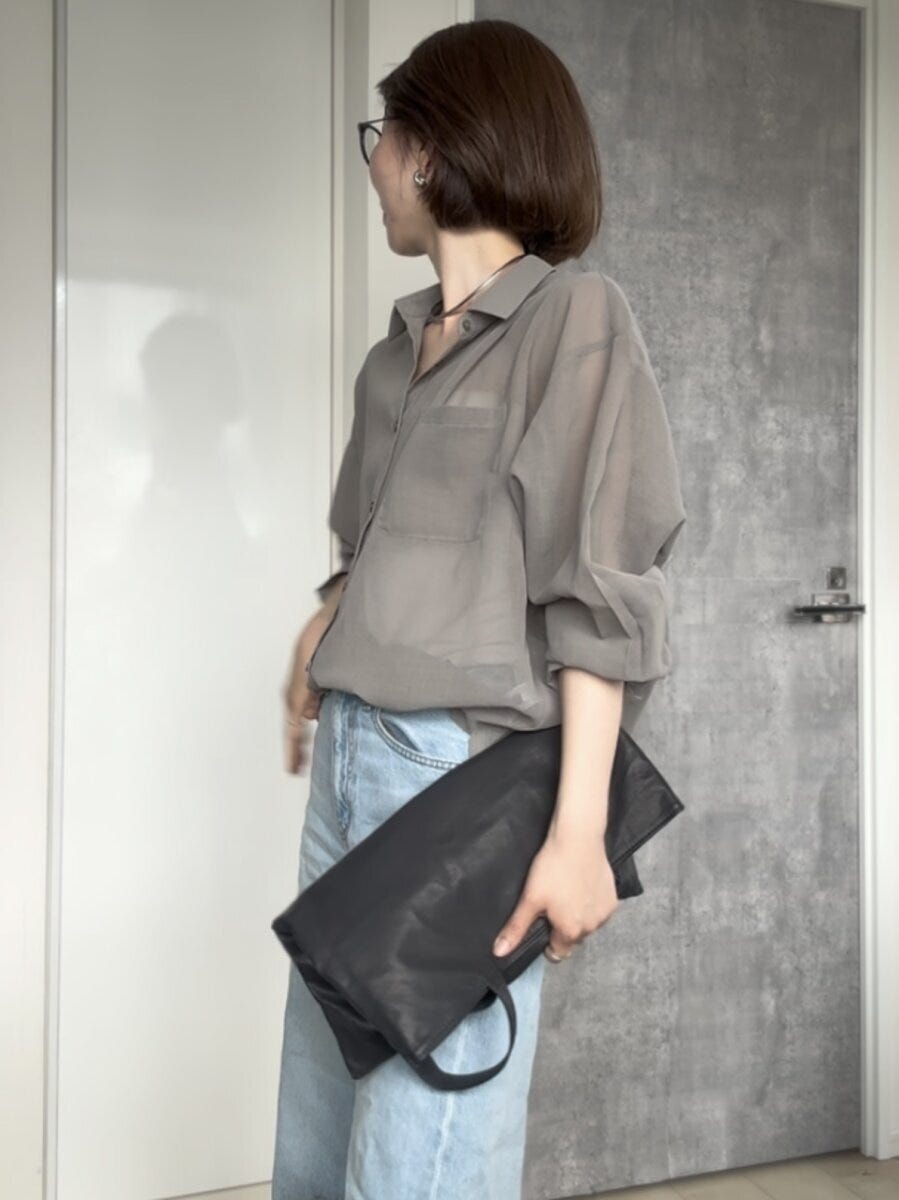 GU　シアードルマンスリーブシャツQ　オリーブ×デニムコーデ