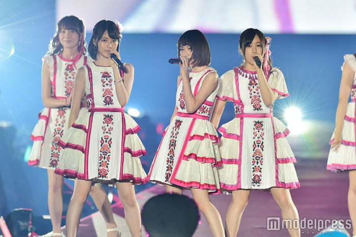 乃木坂46(C)モデルプレス