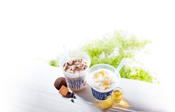 MACHI café フローズンラテ/画像提供:ローソン