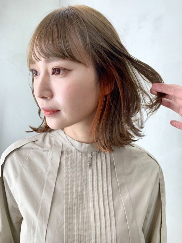 ウルフヘアがより似合うインナーカラー特集 遊び心を加えた大人の人気スタイル15選 モデルプレス