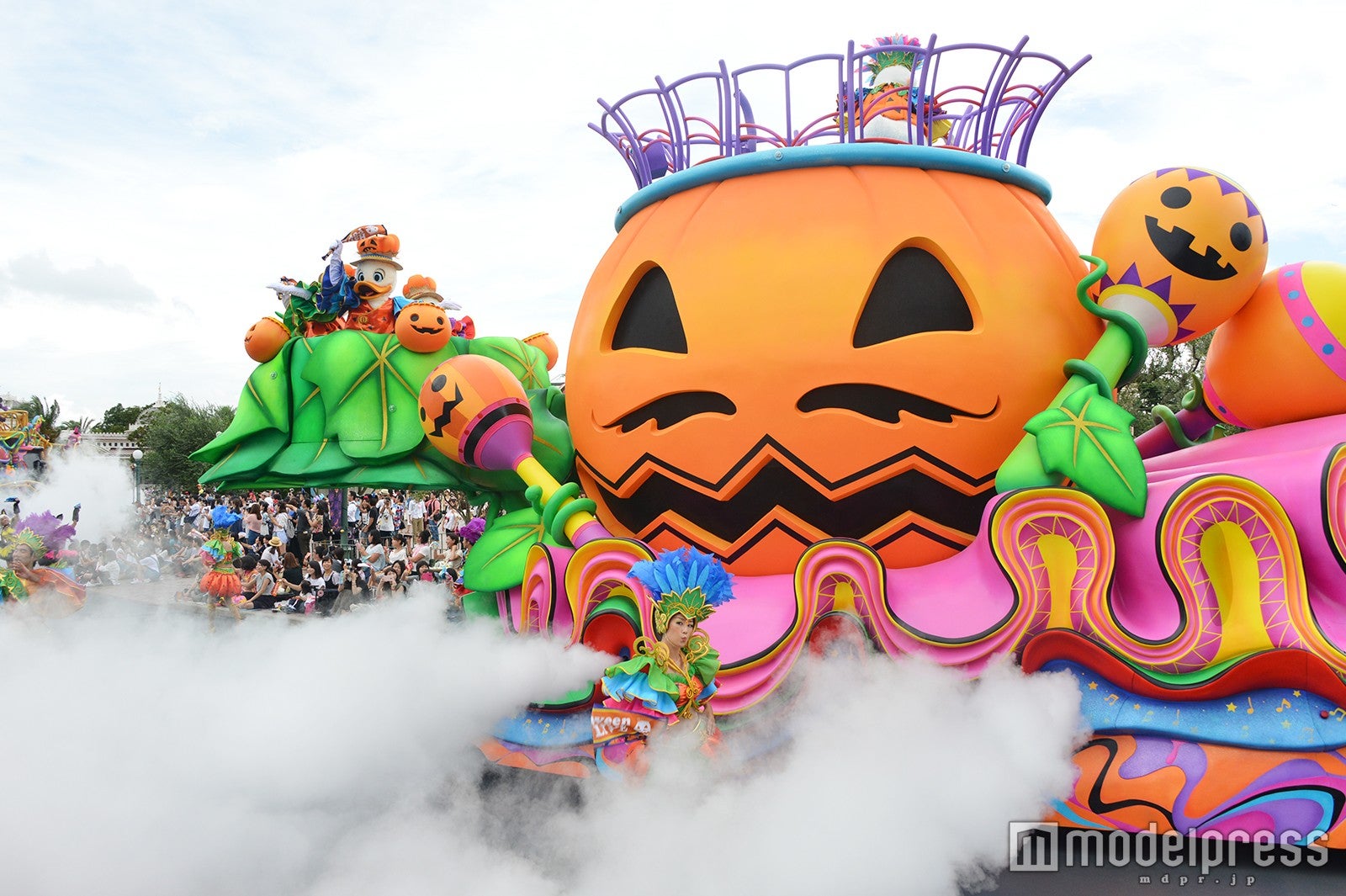 パレード「ハロウィーン・ポップンライブ」（C）モデルプレス