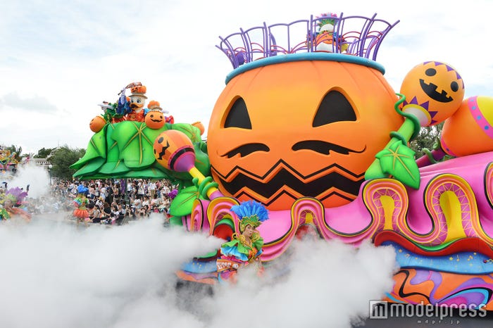 パレード「ハロウィーン・ポップンライブ」(C)モデルプレス