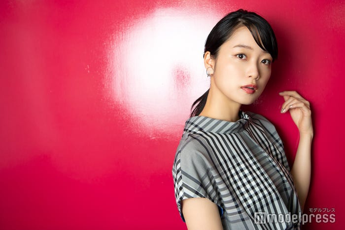 深川麻衣(C)モデルプレス