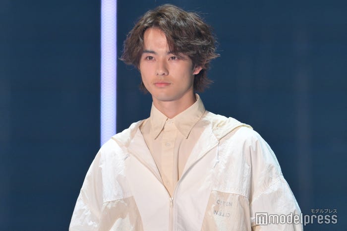 前田拳太郎(C)モデルプレス