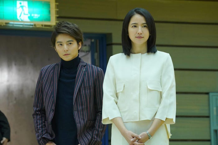 (左から)小池徹平、長澤まさみ(C)フジテレビ