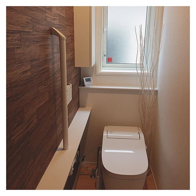 狭いトイレっておしゃれになるの 少しの工夫で素敵な空間になるちょっとした方法 モデルプレス