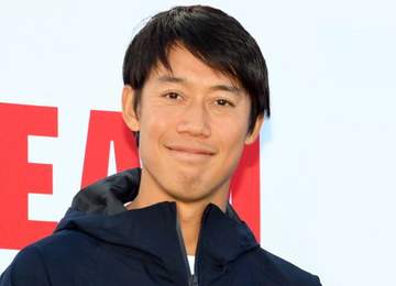 錦織圭が引退セレモニー「幸せだった」マイケル・チャンコーチがスピーチ 家族への感謝「受験勉強の時に嫌がらせ…すみません（笑）」