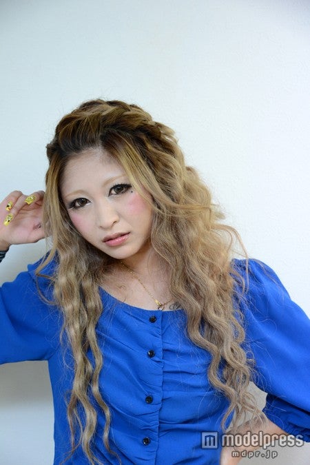 撮影に入ると表情が一変した一井悠理