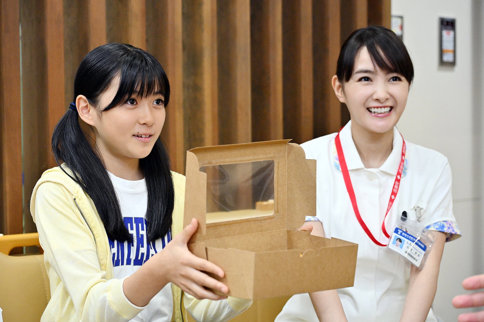 堀越麗禾、葵わかな「ブラックペアン シーズン２」第9話より（C）TBS