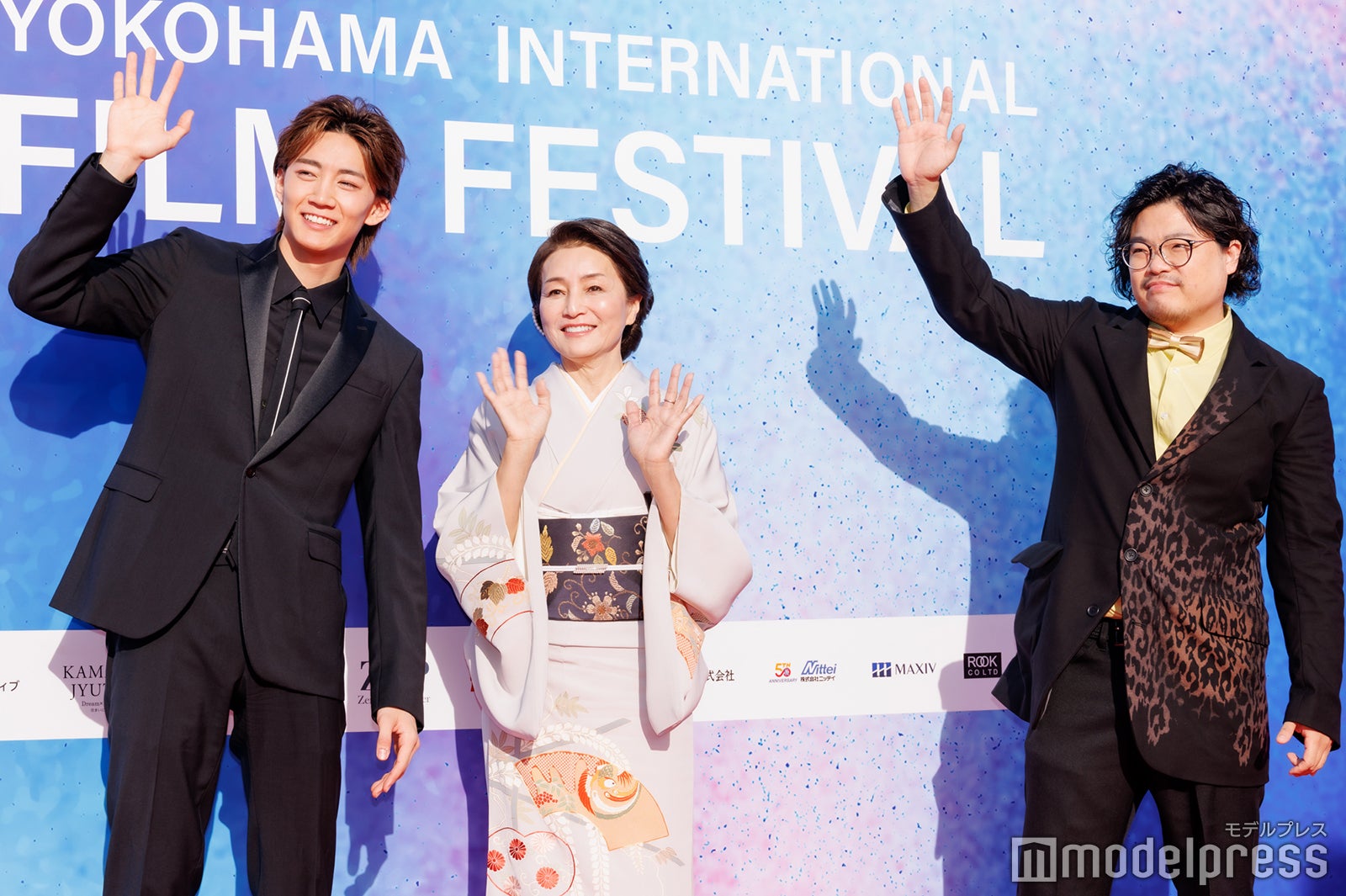 映画「犬、回転して、逃げる」出演者ら（C）モデルプレス