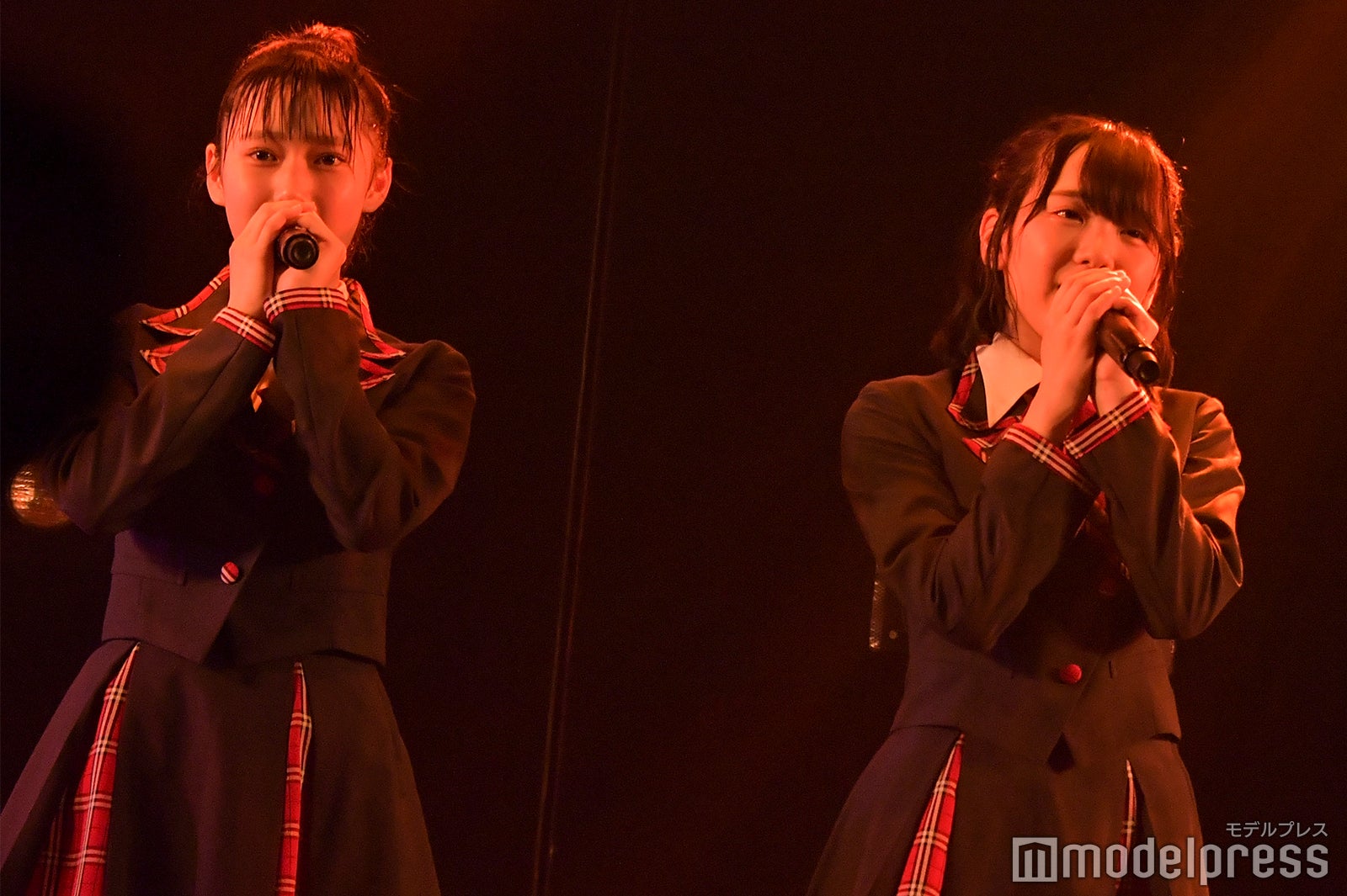 「だけど…」鈴木くるみ、田口愛佳／AKB48柏木由紀「アイドル修業中」公演（C）モデルプレス