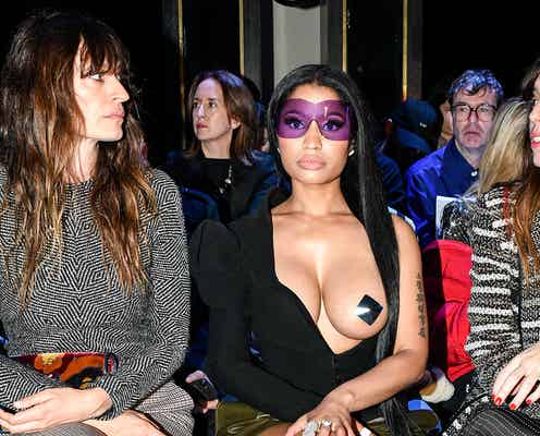 ニッキー・ミナージュ、迫力バスト露出でパリコレのフロントロウに鎮座