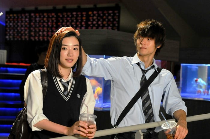 永野芽郁、窪田正孝/「僕たちがやりました」(写真提供:関西テレビ)