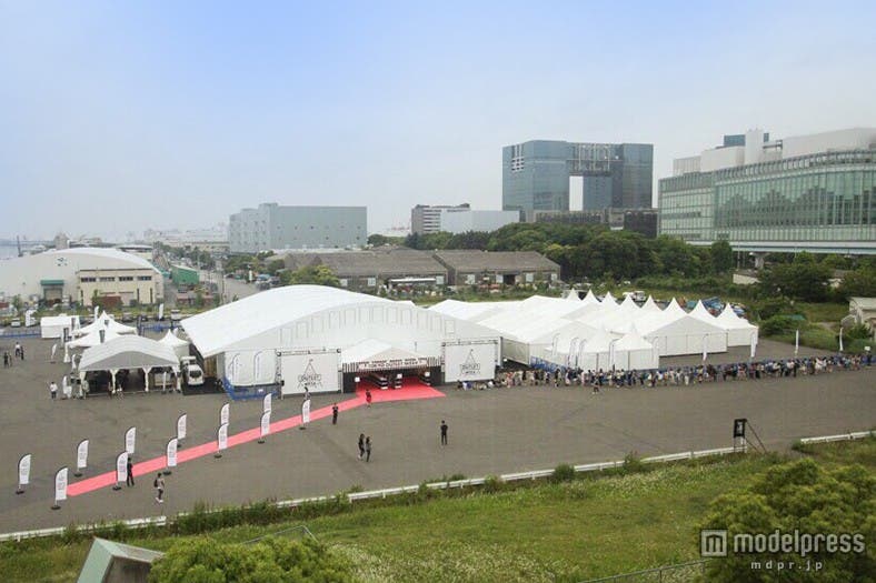 「TOKYO OUTLET WEEK 2015 SPRING/SUMMER」会場の様子