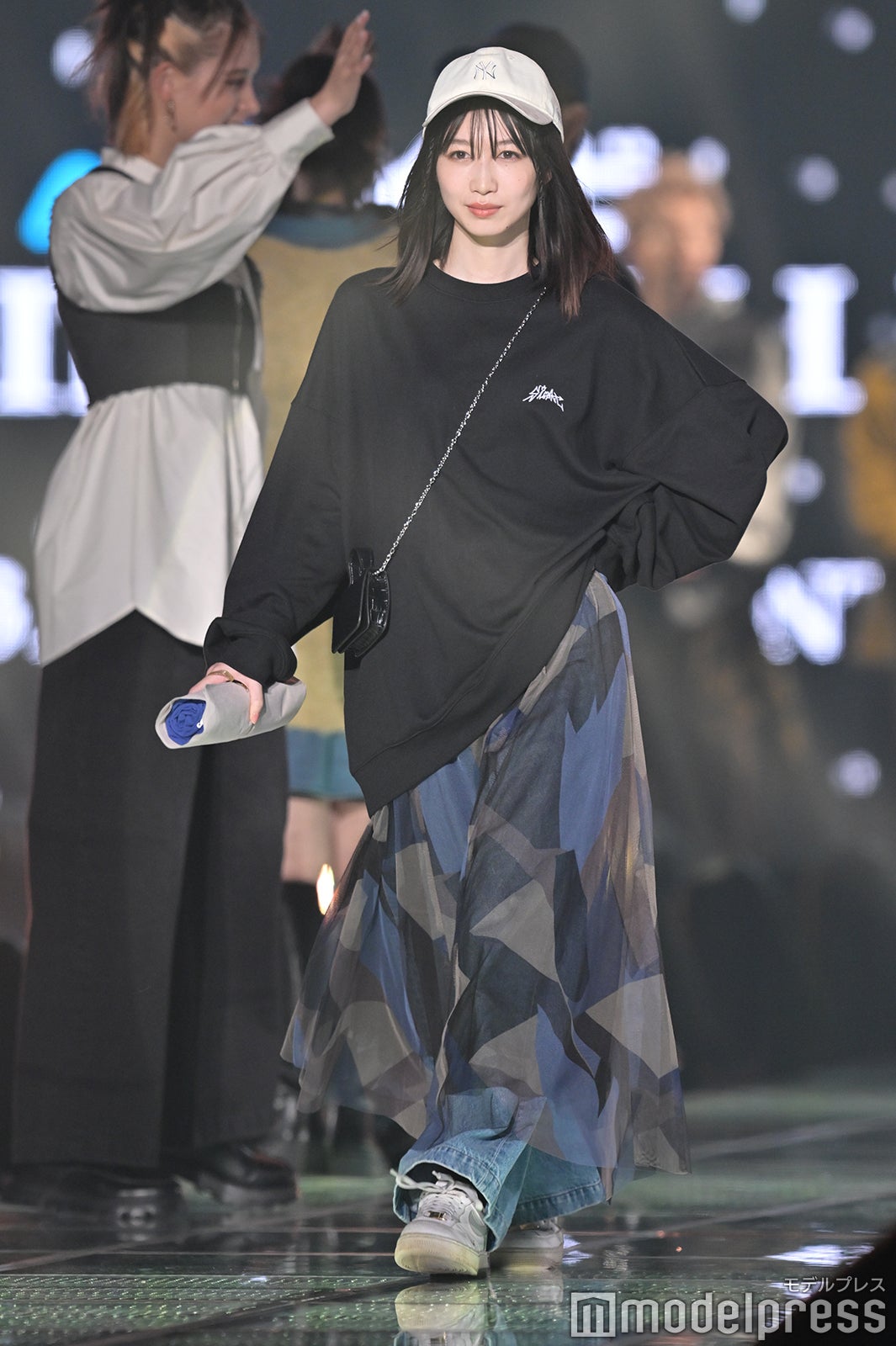 岡本夏美（C）モデルプレス