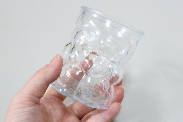 セリアのもこもこグラス2