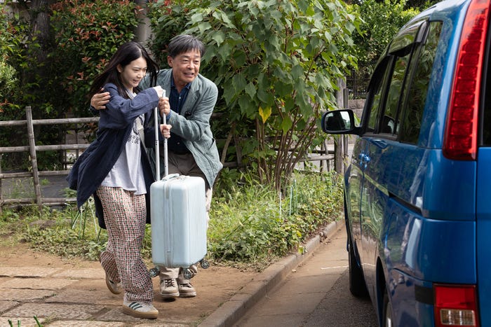 白鳥玉季、光石研「ぼくたちん家」第4話(C)日本テレビ