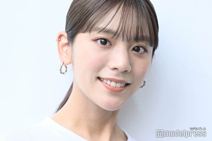 貴島明日香 (C)モデルプレス