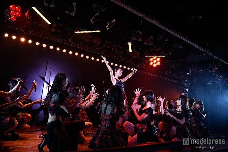 公演の様子（C）AKS