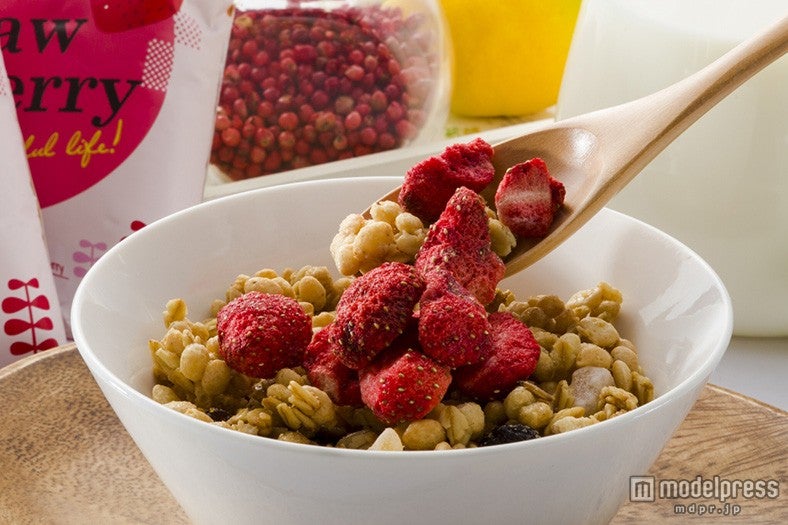 グラノーラにトッピング