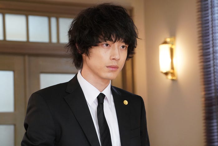 坂口健太郎/「イノセンス~冤罪弁護士~」第2話より(C)日本テレビ