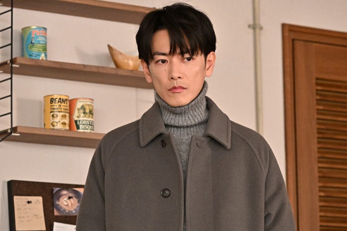 佐藤健/ 「100万回 言えばよかった」第5話より(C)TBS