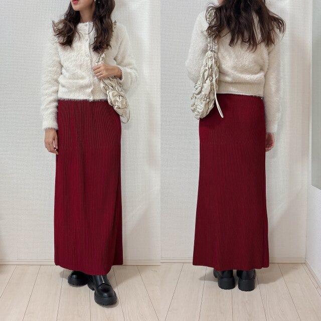 GUシャイニークルーネックカーディガンとリブスカートコーデ