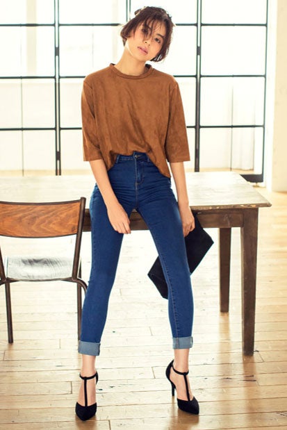 フェイクスエード5分袖トップス「Re:EDIT by GALSTAR」2,998円（税込）／画像提供：Re:EDIT by GALSTAR