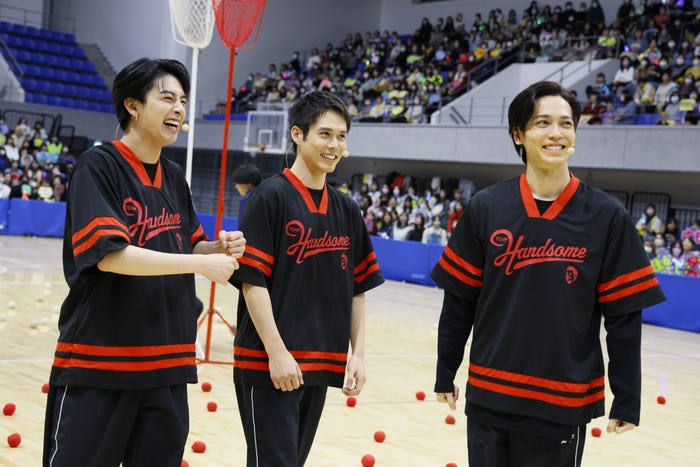 新原泰佑、細田佳央太、猪塚健太「最初で最後?!TEAM HANDSOME!冬の大運動会」モデルプレス独占カット(提供写真)