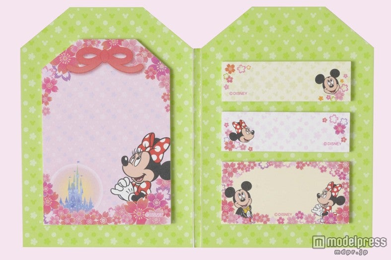 ディズニーより登場した合格祈願グッズ「ふせん」／（C）Disney