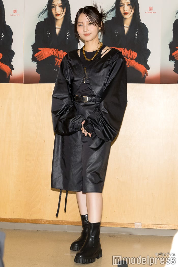 鞘師里保(C)モデルプレス