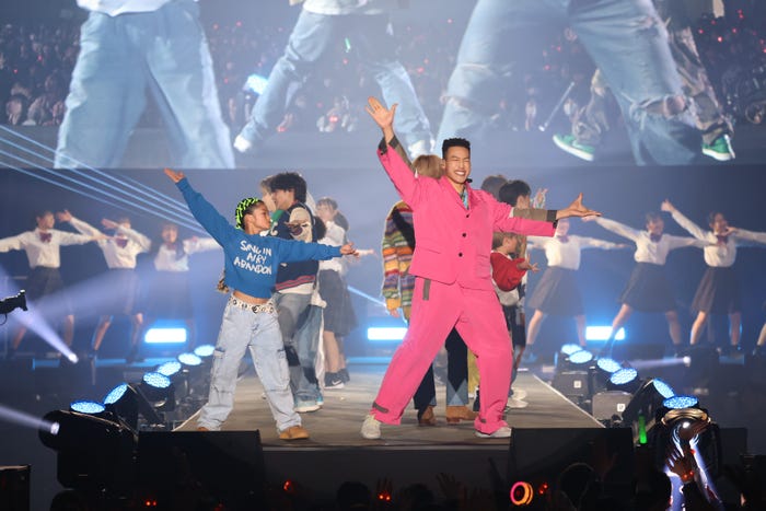 EXILE B HAPPYステージ(C)oomiya presents TGC WAKAYAMA 2024 by TOKYO GIRLS COLLECTION