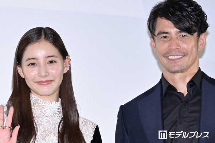 新木優子、タイ撮影現場で差し入れ 伊藤英明が絶賛「考え抜かれた具」【不都合な記憶】