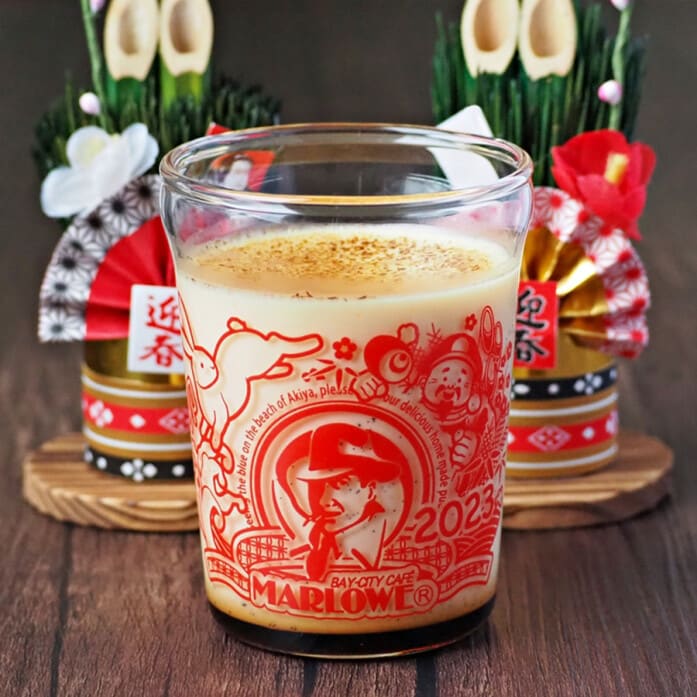 マーロウ「2023年干支(卯)ビーカー入り 北海道フレッシュクリームプリン」(税込810円)※全店で1万個限定