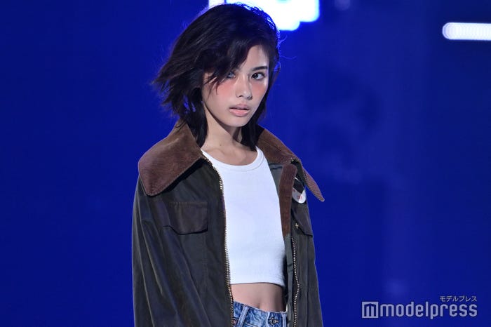 安斉星来(C)モデルプレス