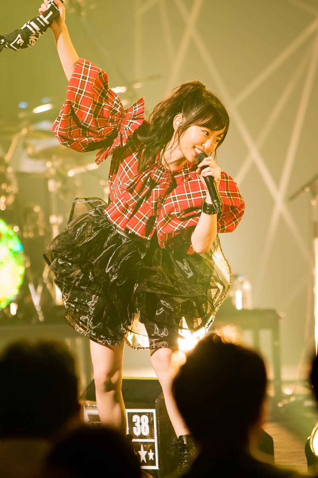 「山本彩LIVE TOUR 2017～identity～」より（画像提供：所属事務所）