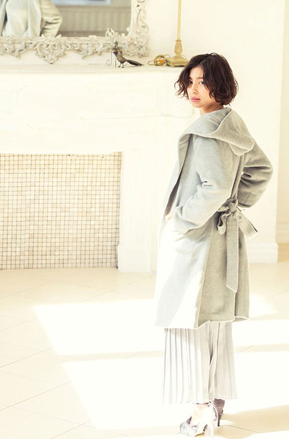 シャギーフード付きガウンコート「Re:EDIT by GALSTAR」6,498円（税込）／画像提供：Re:EDIT by GALSTAR