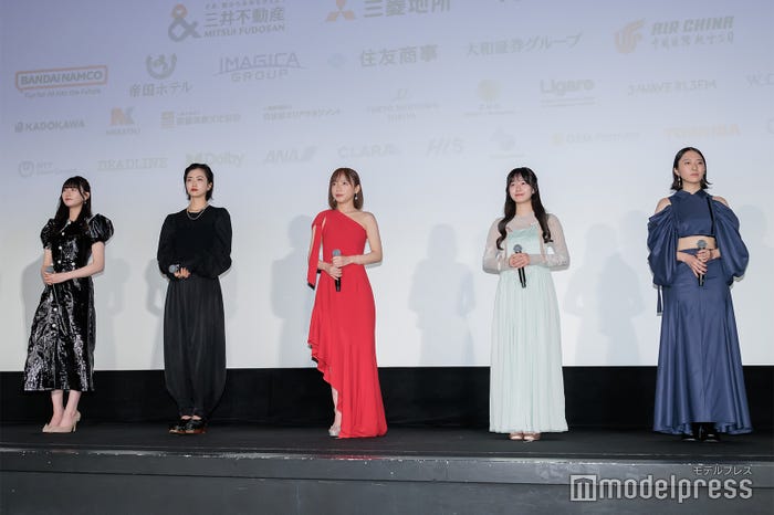 桜ひなの、小川未祐、齊藤京子、仲村悠菜、今村美月(C)モデルプレス