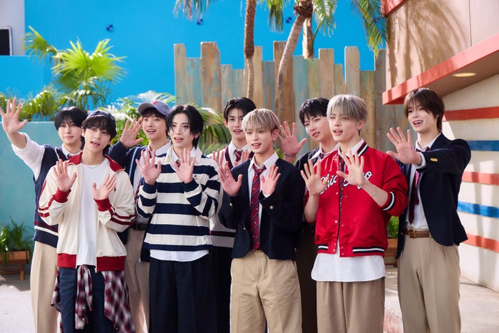 &TEAM/新CM「コチる放課後アンセム 『コンビニ』篇」メイキングより(提供写真)