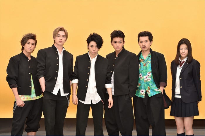 (左から)佐野岳、真剣佑、村上虹郎、北村匠海、太賀、石井杏奈(C)TBS